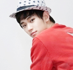 김수현